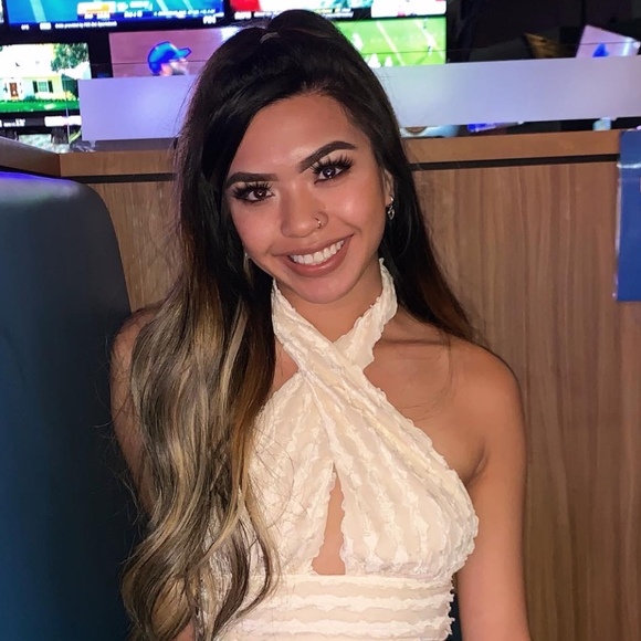 Meet your Posher, Linda - Picture 1 of 1